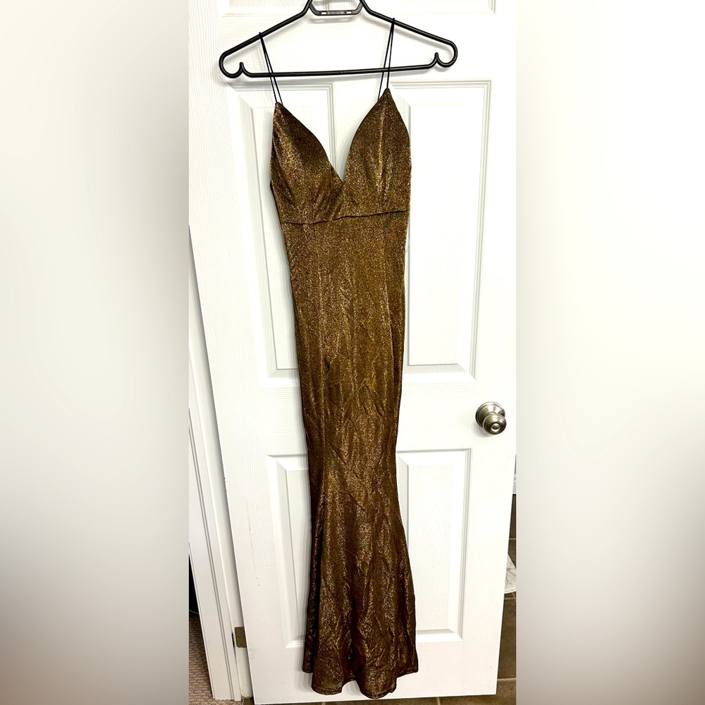 NWOT Fashion Nova Gold Glitter Gown